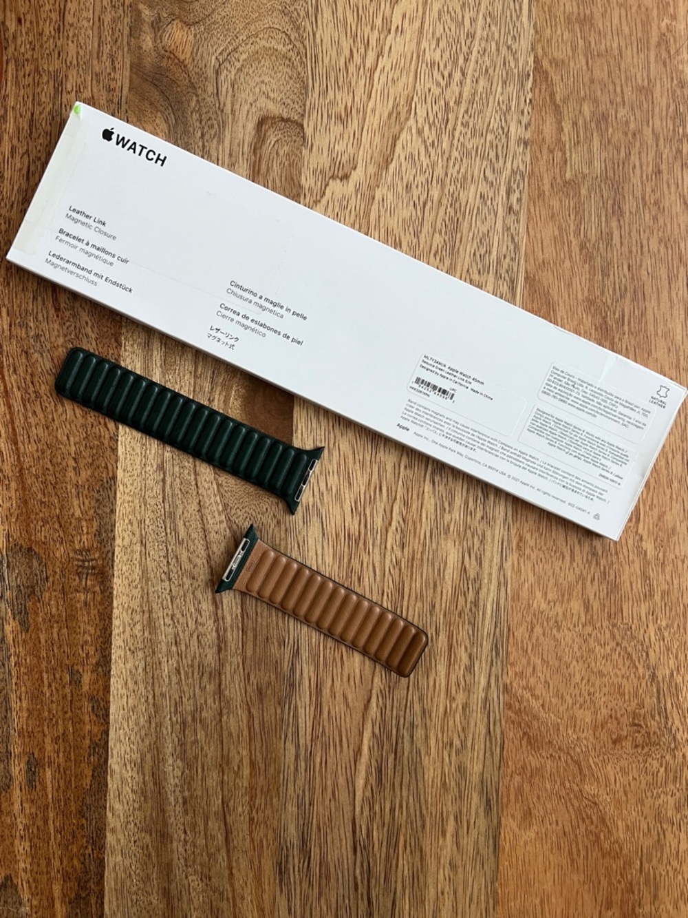 Apple Watch Band - 45mm - Sequoia Green Leather